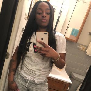 Meet your Posher, Ari